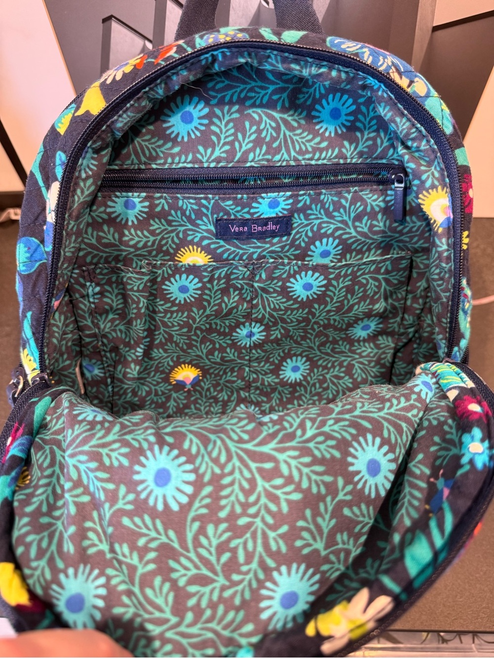 Vera Bradley Essential Laptop Backpack Mural Garden Quilted Floral Travel - Picture 7 of 12